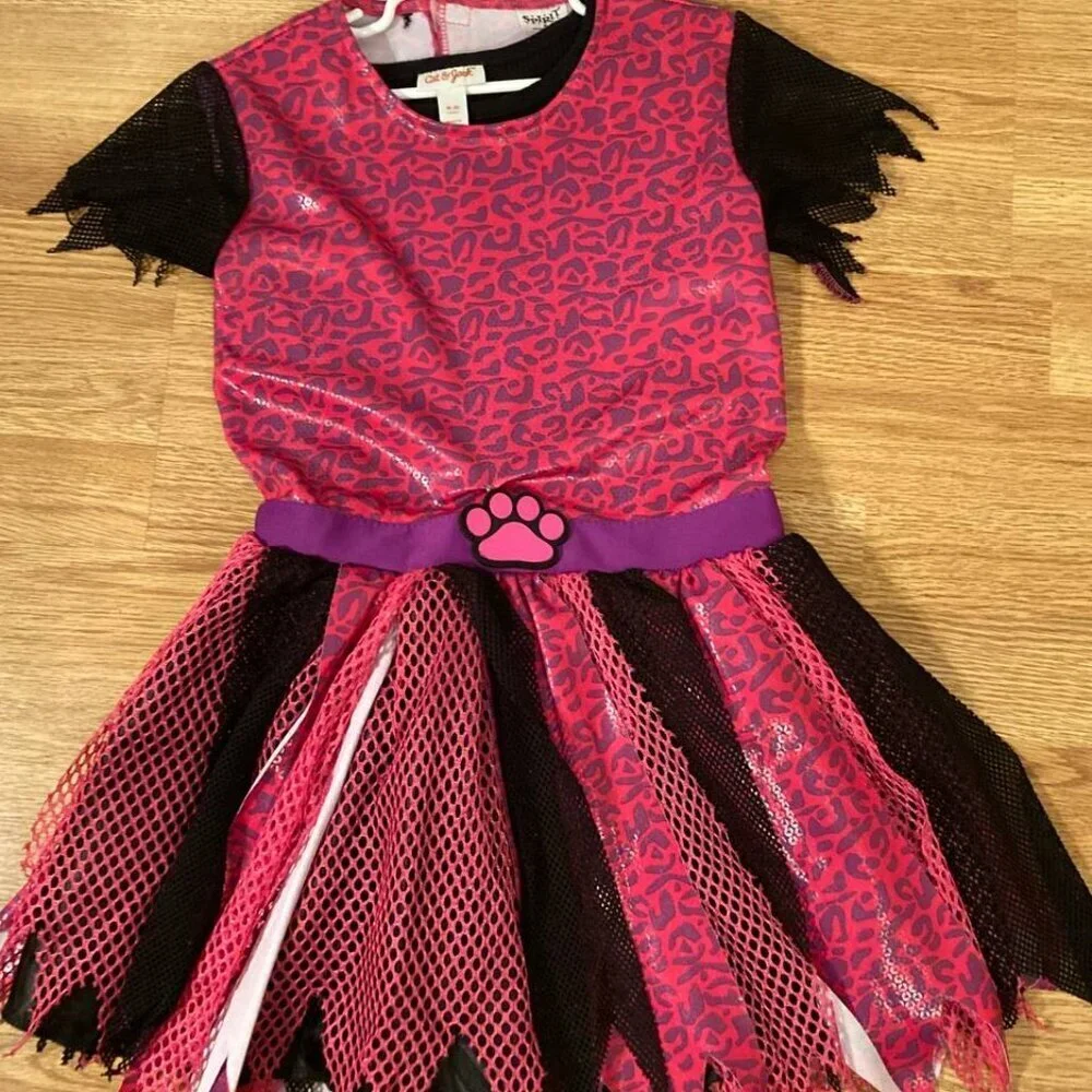 Chic Cat Girls Halloween Costume - Size Medium (7/8YO) - Picture 4 of 7